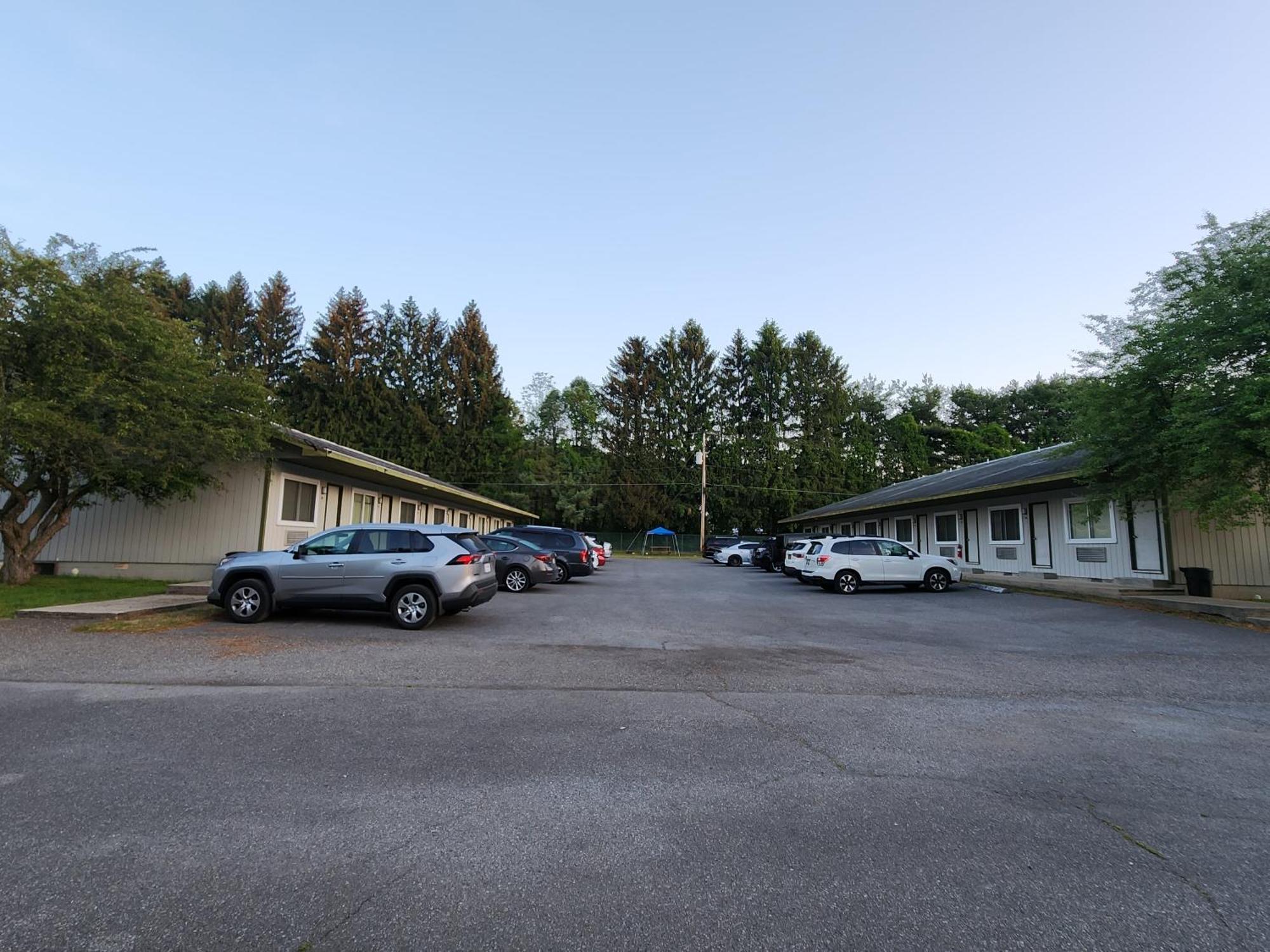 Glenwood Inn & Conference Center Delaware Water Gap Exterior photo